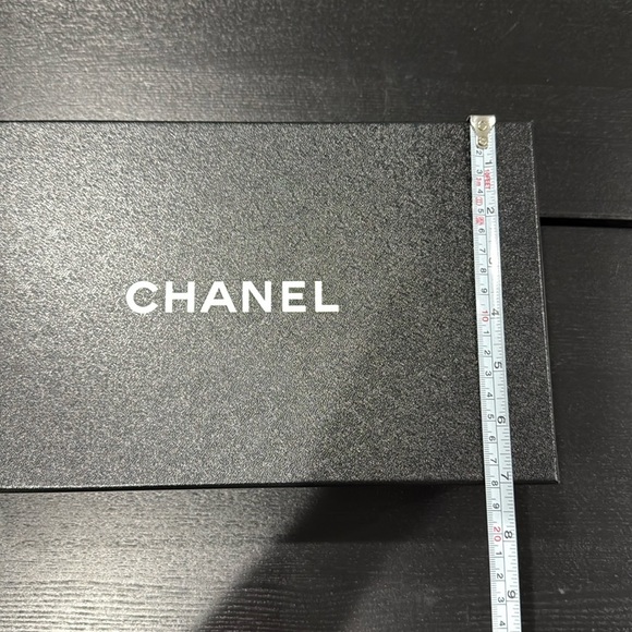 Chanel Gift Display Box - Picture 6 of 9